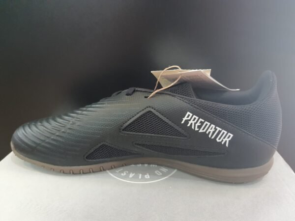 Predator Edge 4 In Sala - Imagen 2