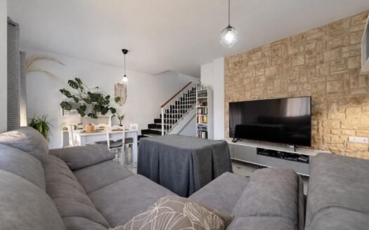 Chalet adosado en venta en Calle Nueva