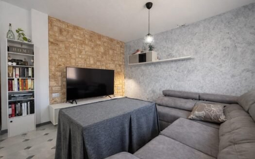 Chalet adosado en venta en Calle Nueva